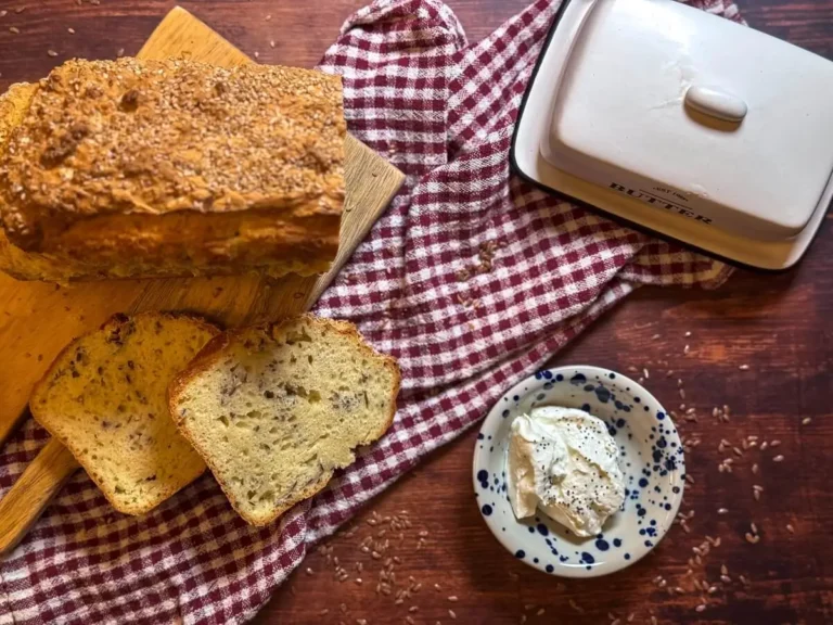 Brzi kruh koji se ne mijesi bez kvasca