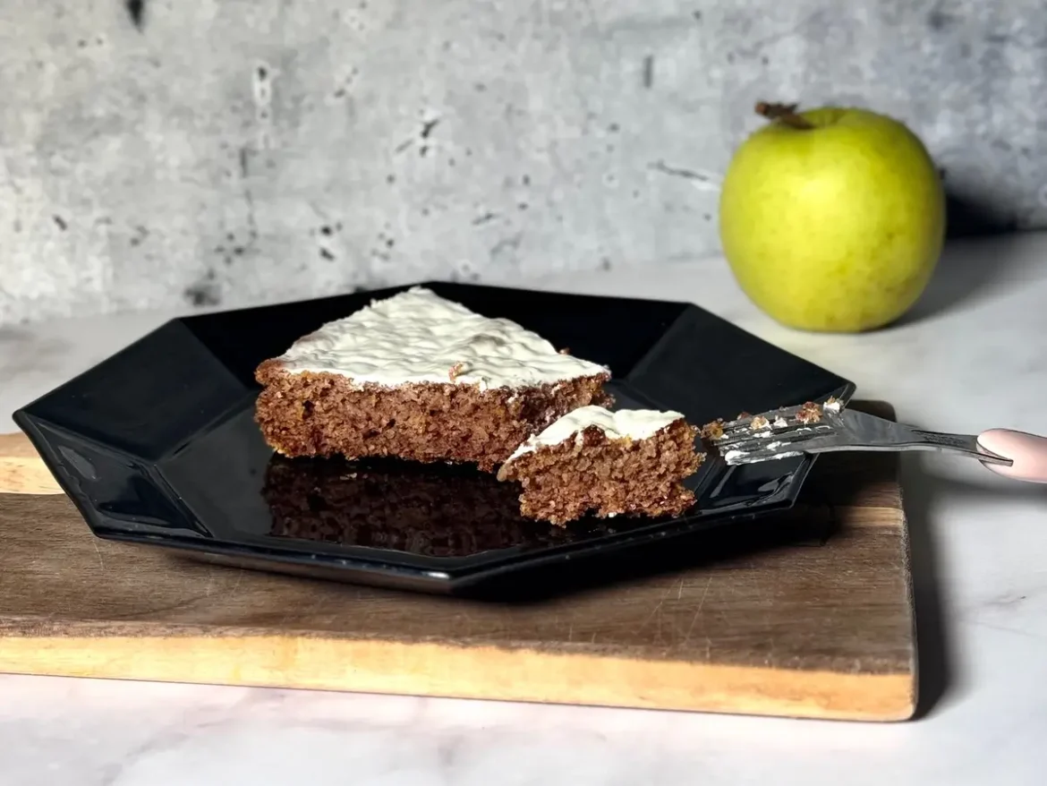 kukuruzna zlevanka s jabukama