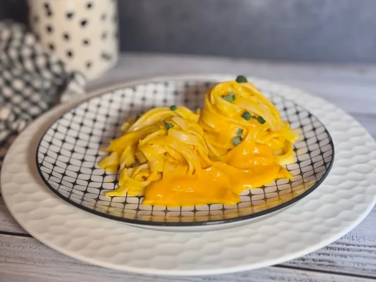 tjestenina u umaku od bundeve