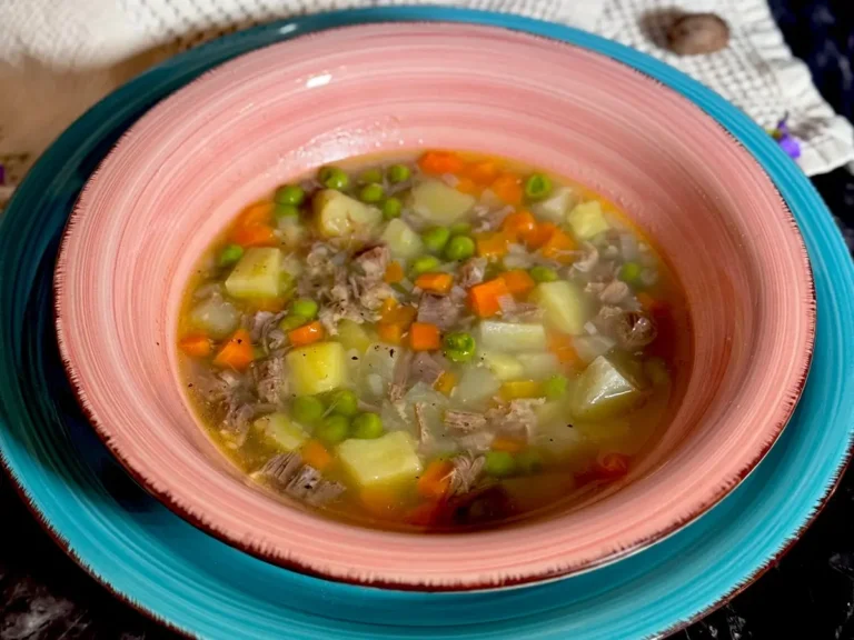 juha od purećeg vrata s korabicom i graškom za imunitet djece