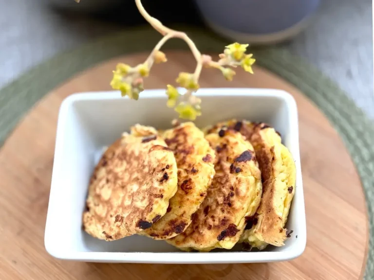 slane palačinke sa zrnatim sirom - uštipci sa sirom