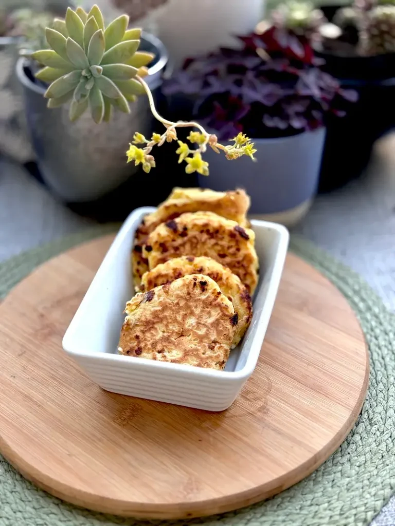 slane palačinke sa zrnatim sirom - uštipci sa sirom